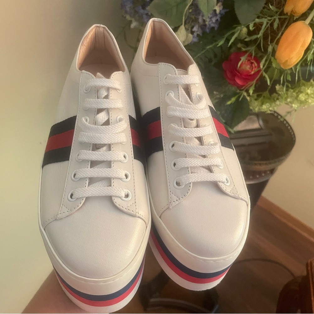 Gucci Platform Peggy low top sneakers